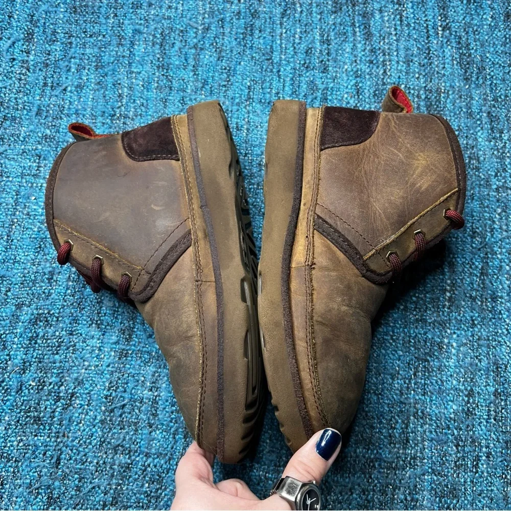 UGG Kids Neumel 11 Waterproof Leather Lace Up Boots in Brown Youth Kids Size 2